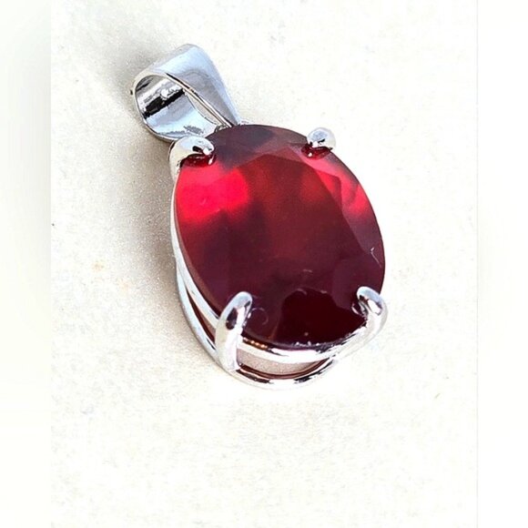 925 Sterling Silver Pendant with Natural Hessonite Garnet 14x10mm Gem - Picture 2 of 7